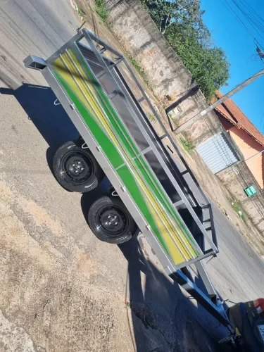 Carretinha trucada Lateral removível