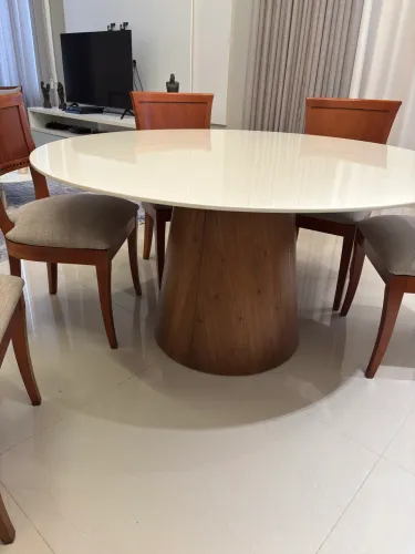 MESA REDONDA LAQUEADA MADEIRA MACIÇA