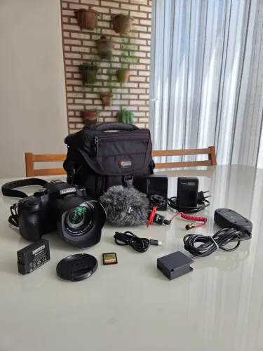Panasonic Lumix FZ1000 Kit Completo para Foto e Vídeo 4K
