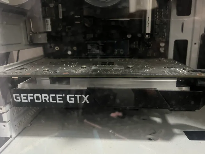Placa de vídeo GTX 1650 4GB Galaxy
