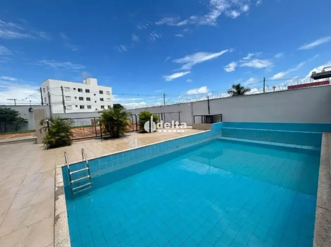 Apartamento disponível para locação no bairro Jardim Ipanema em Uberlândia-MG.