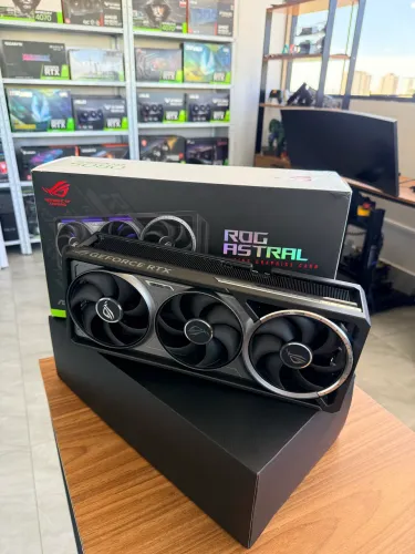 RTX 5080 ASTRAL 16GB RARIDADE