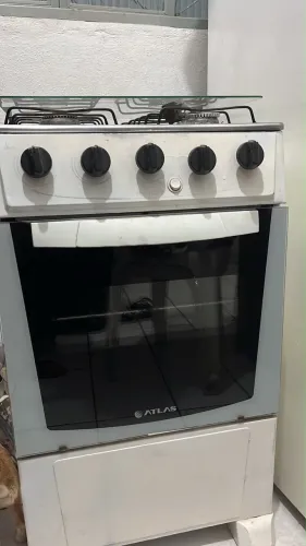 Geladeira 600 fogão 250 Barato ir embora rápido pego catira tbm