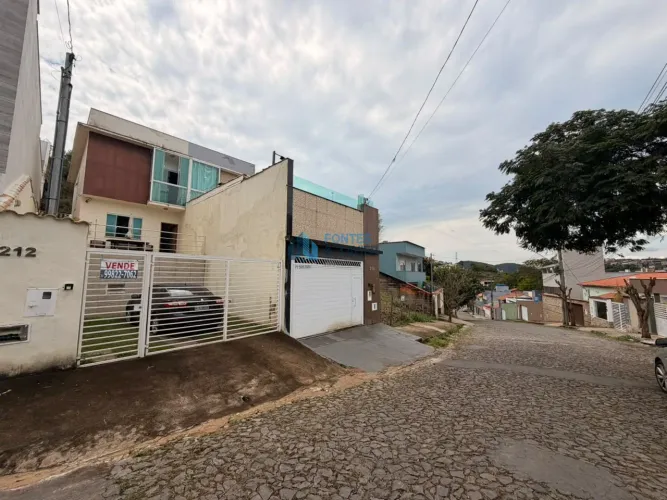 Casa com 2 quartos à venda, 363 m² - Fontesville - Juiz de Fora/MG