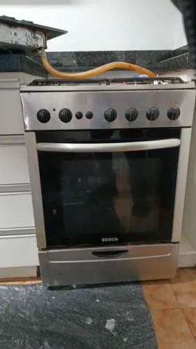 fogão 4 bocas (não sei se funciona)