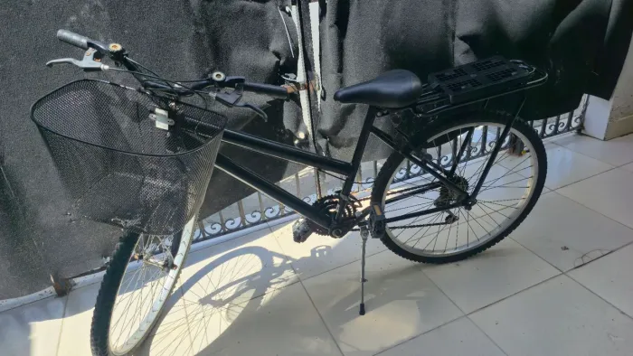 Bicicleta aro 26 com marcha