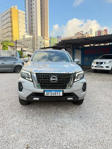 Nissan Frontier XE CD 4X4 2.3 Bi-TB Diesel Aut. 2024