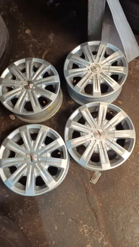 Rodas 13" esportivas