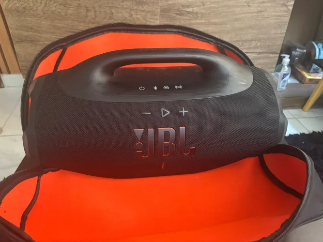 Vendo bombox 4