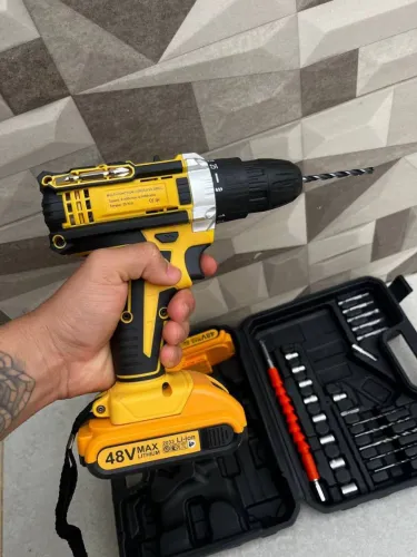 Parafusadeira Furadeira Sem Fio 48v Completa Com Maleta E Acessórios - NOVA