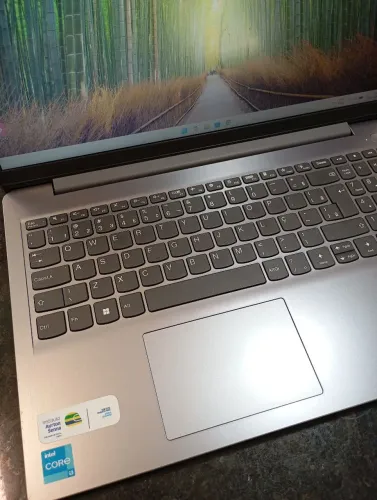 Lenovo i3 12ª / 12gb / NVME 256gb Com garantia total.