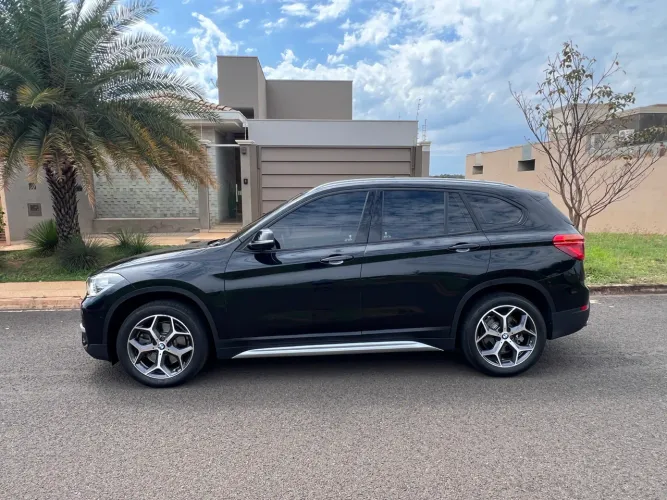 BMW X1 Sdrive 20I X-line 2.0 TB Active Flex 2019