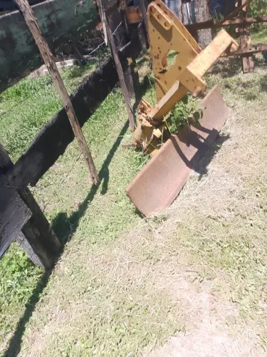 Implementos de trator 