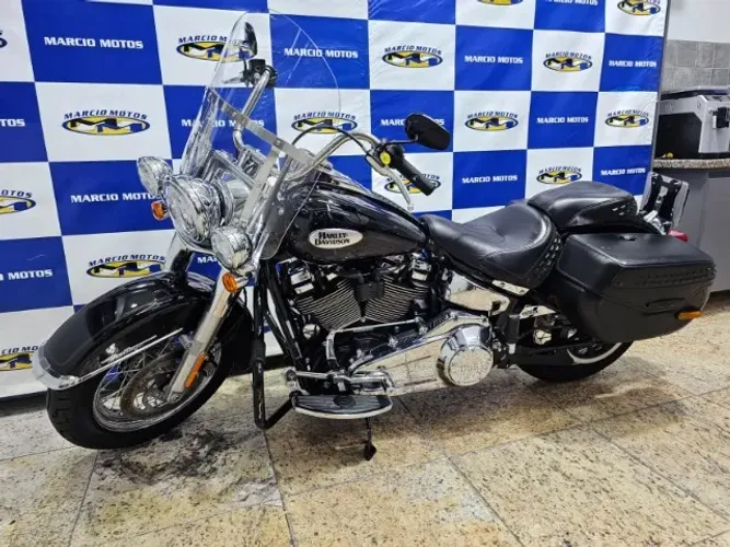 HARLEY DAVIDSON SOFTAIL HERITAGE CLASSIC 114 22/22