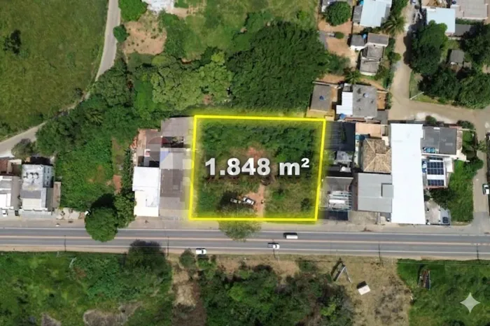 Área de 1.848 m² com 46 m de frente para a Rodovia do Sol em Piúma