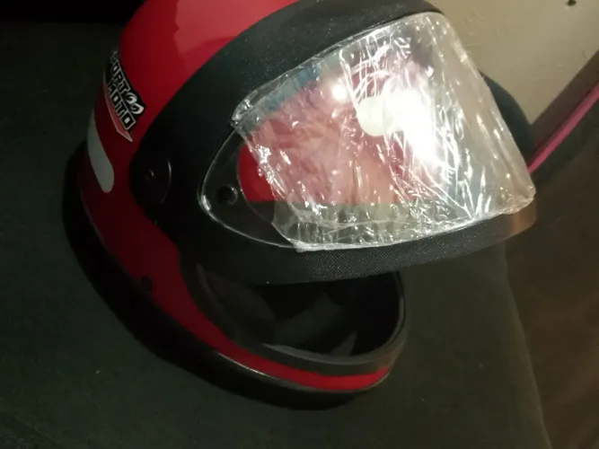 Capacete novo lacrado