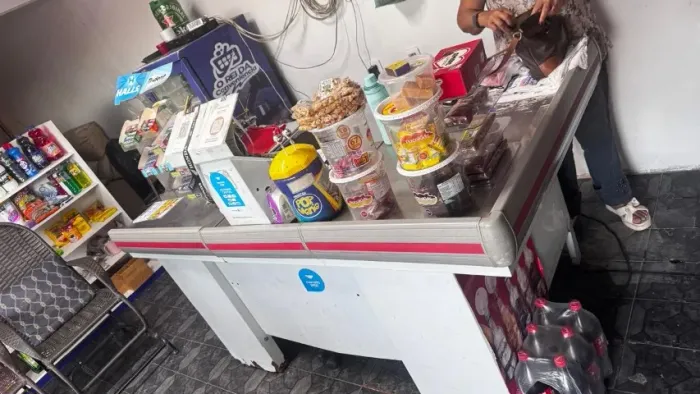 Balcão Checkout / Caixa para Mercadinho e Comércio (Com Gaveta c/ Chave e Suporte de Monit