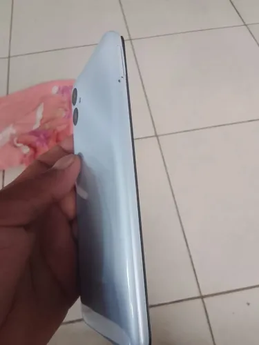 Samsung 04e 64 gb sem defeitos so pega e usar