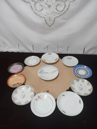 Antigos Pires De Xicara De Café De Porcelana Década De 60