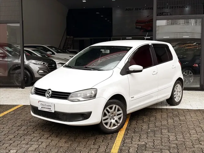 Volkswagen Fox 1.6 MI Total Flex 8V 5P 2014