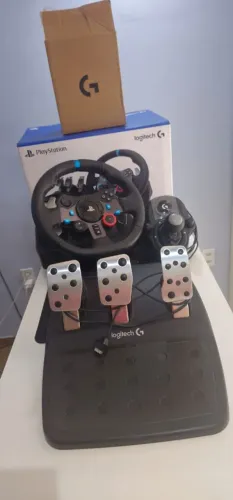 Volante Logitech G29 com Câmbio
