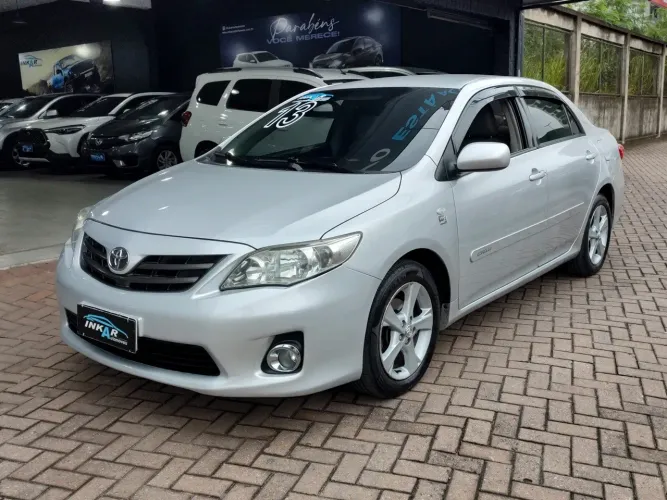 Toyota Corolla GLI 1.8 Flex 16V Aut. 2013