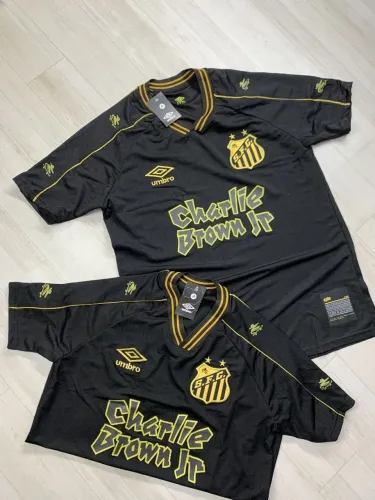 Camisa Santos collab com Charlie Brown Jr - tamanho GG - Nacional Primeira Linha 