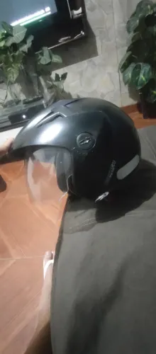 Capacete