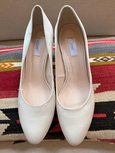 Sapato cetim branco Novo casamento