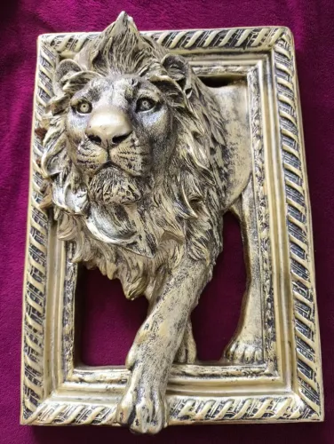 Quadro leão de gesso 