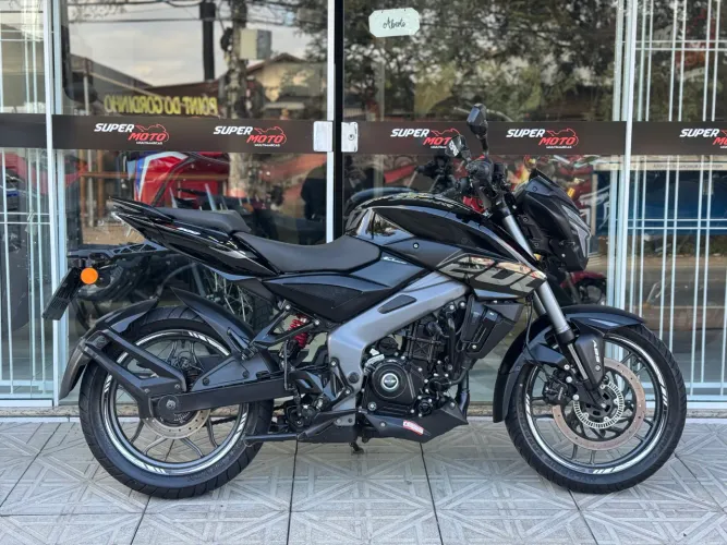 BAJAJ DOMINAR NS 200 2026