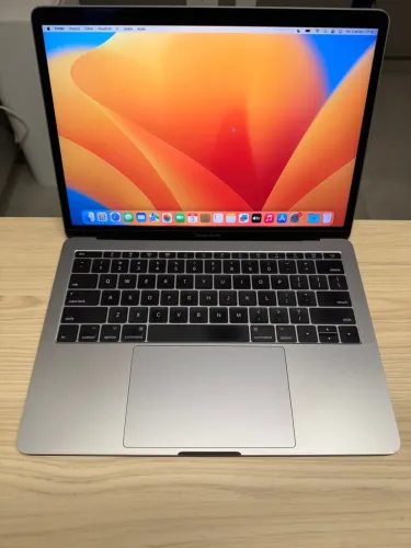 MacBook Pro 2017 - Retina 13.3 | i5 | 8 GB RAM | SSD 128 GB | Modelo A1708
