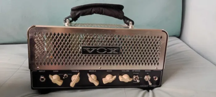Vox Night Train cabeçote valvulado de guitarra
