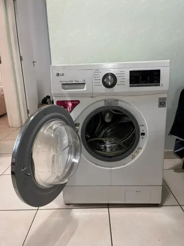 Lava e Seca LG 8,5/5 kg Inverter Direct Drive - Para Conserto