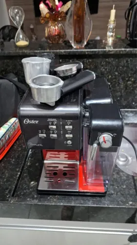 Vende-se cafeteira Oster