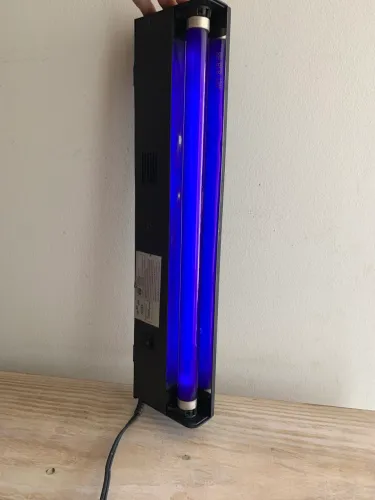 Luminária Luz Negra UV Wonder Lites 5005 - 15W