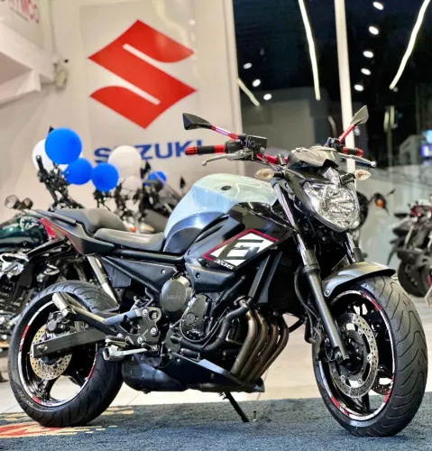 Yamaha - XJ6 ABS 2016