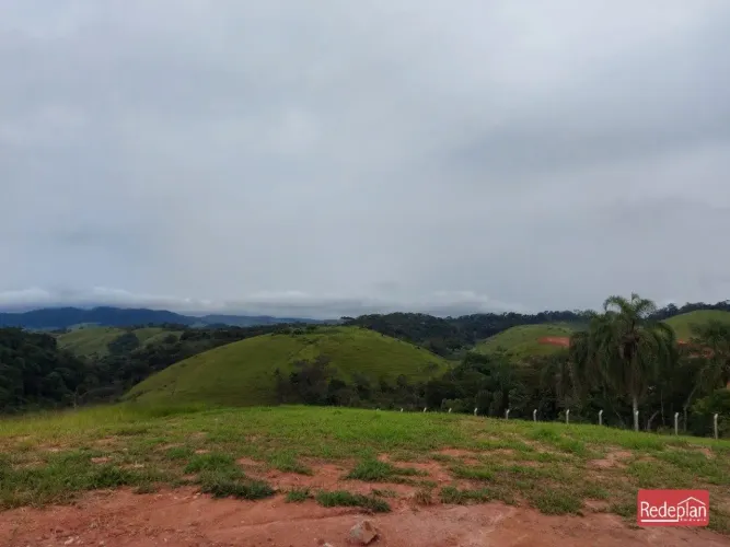 Terreno com vista maravilhosa e ótima topografia