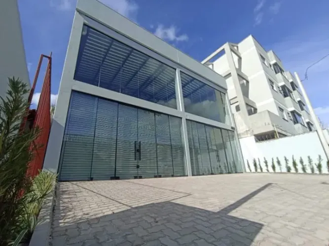 Loja para locação com 236m² no bairro Morro do Espelho em São Leopoldo RS, com grande flux