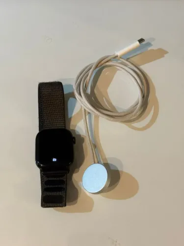 Apple Watch Series 10 42mm - Saúde Bateria IMPECÁVEL + Cabo Original
