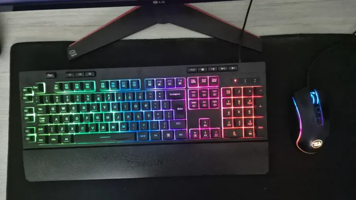 Teclado e Mouse ReDragon RGB