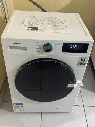 Lava e Seca Hisense 11kg 127v nova com garantia