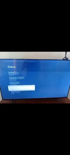 Televisão TCL para retirada de peças 