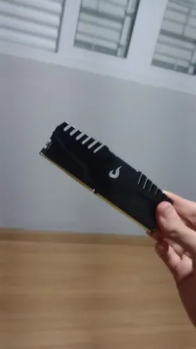 Memória ram ddr4 3200mhz  Risemode Z aceito propostas 