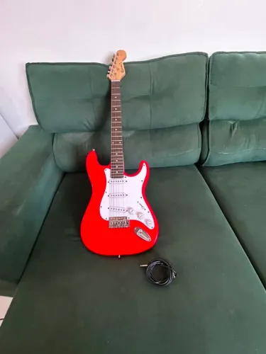 Guitarra <br>Guitarra Elétrica Strator Queen's