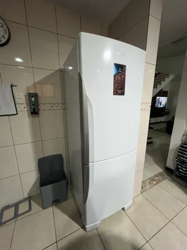 Geladeira Panasonic Inverse e Frost Free