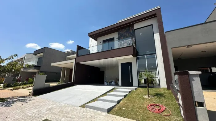 Casa à Venda com 3 Suítes no Condomínio Campos de Medeiros - Medeiros - Jundiaí/SP. CA9412