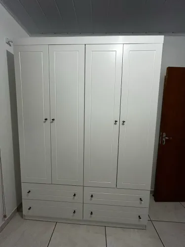 Guarda Roupa