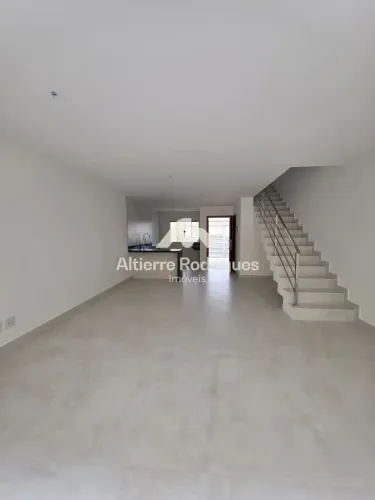 CASA DUPLEX À VENDA EM SOLAR DO PORTO - 3 Quartos/3 Suítes/Closet/128m² - Serra, ES