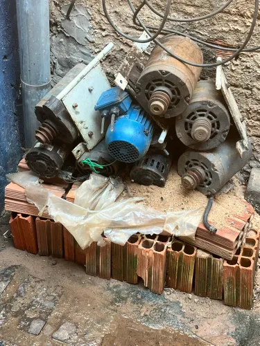 Motores elétricos 
